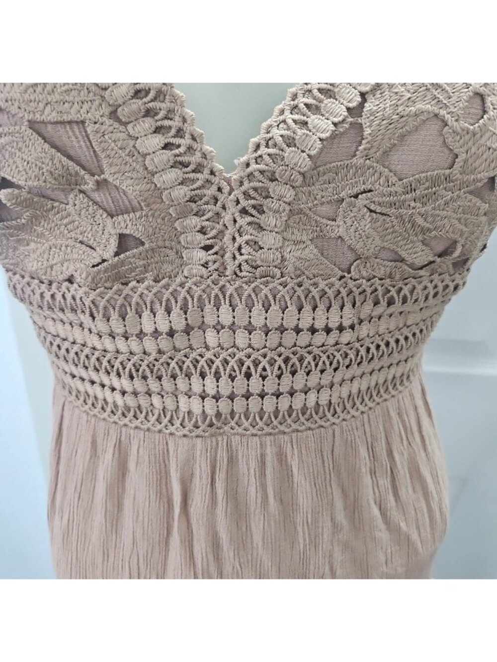 Love Tree Boho Maxi Dress L Beige Open Back Crochet Festival Beach Cottagecore - Picture 6 of 16